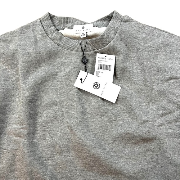 Socialite NWT Medium Gray Crop Crew Neck Sweatshirt - Picture 5 of 8